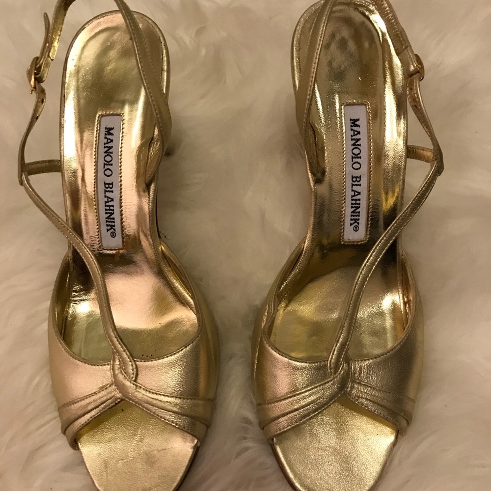 Gold Manolo Blahnik heels 6.5